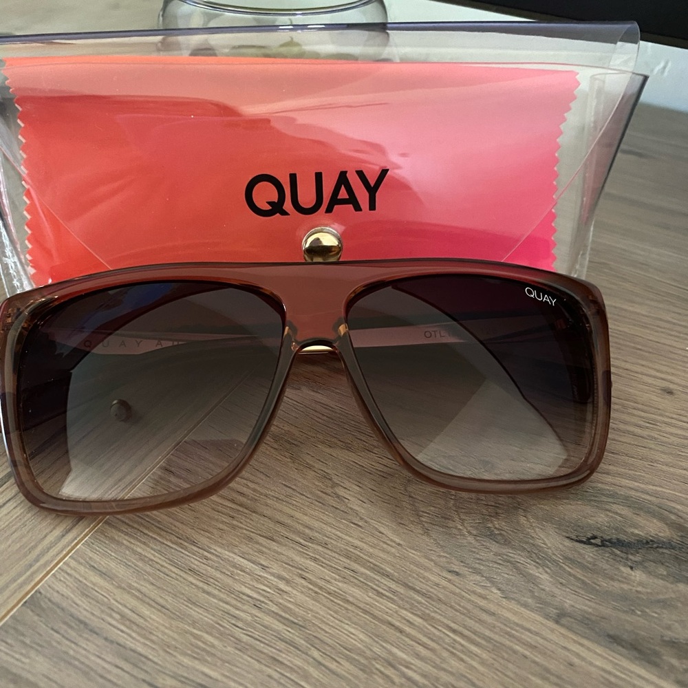 Quay Australia OTLII sunglasses